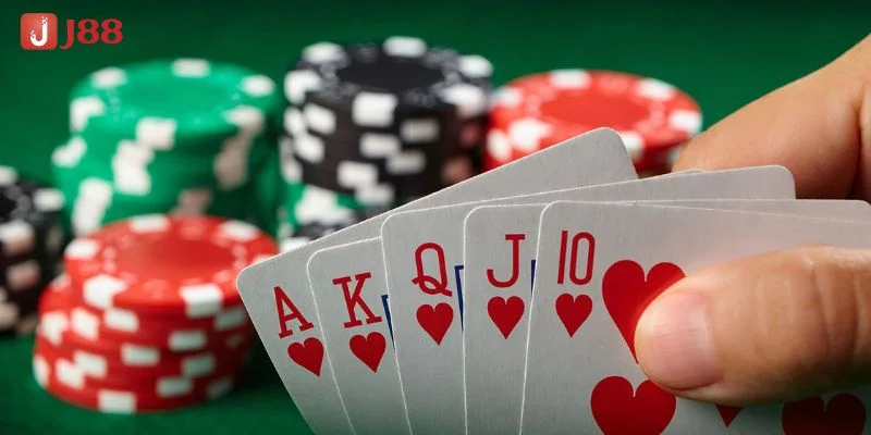 Các thuật ngữ trong game Poker J88 không quá khó hiểu.